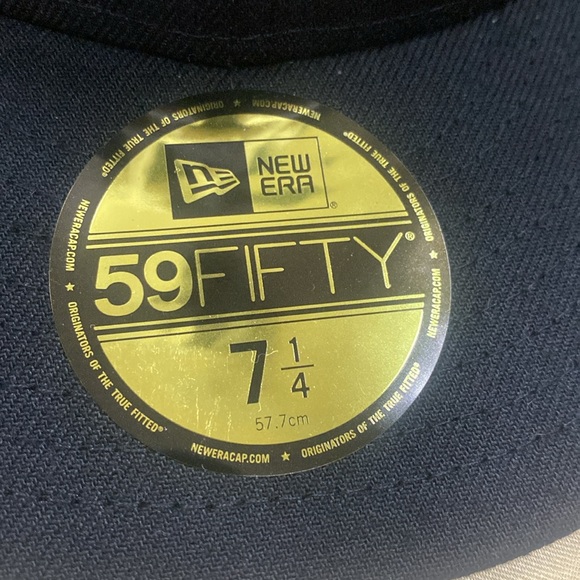 NEW ERA 59FIFTY MLB Basic Cap - Picture 8 of 11